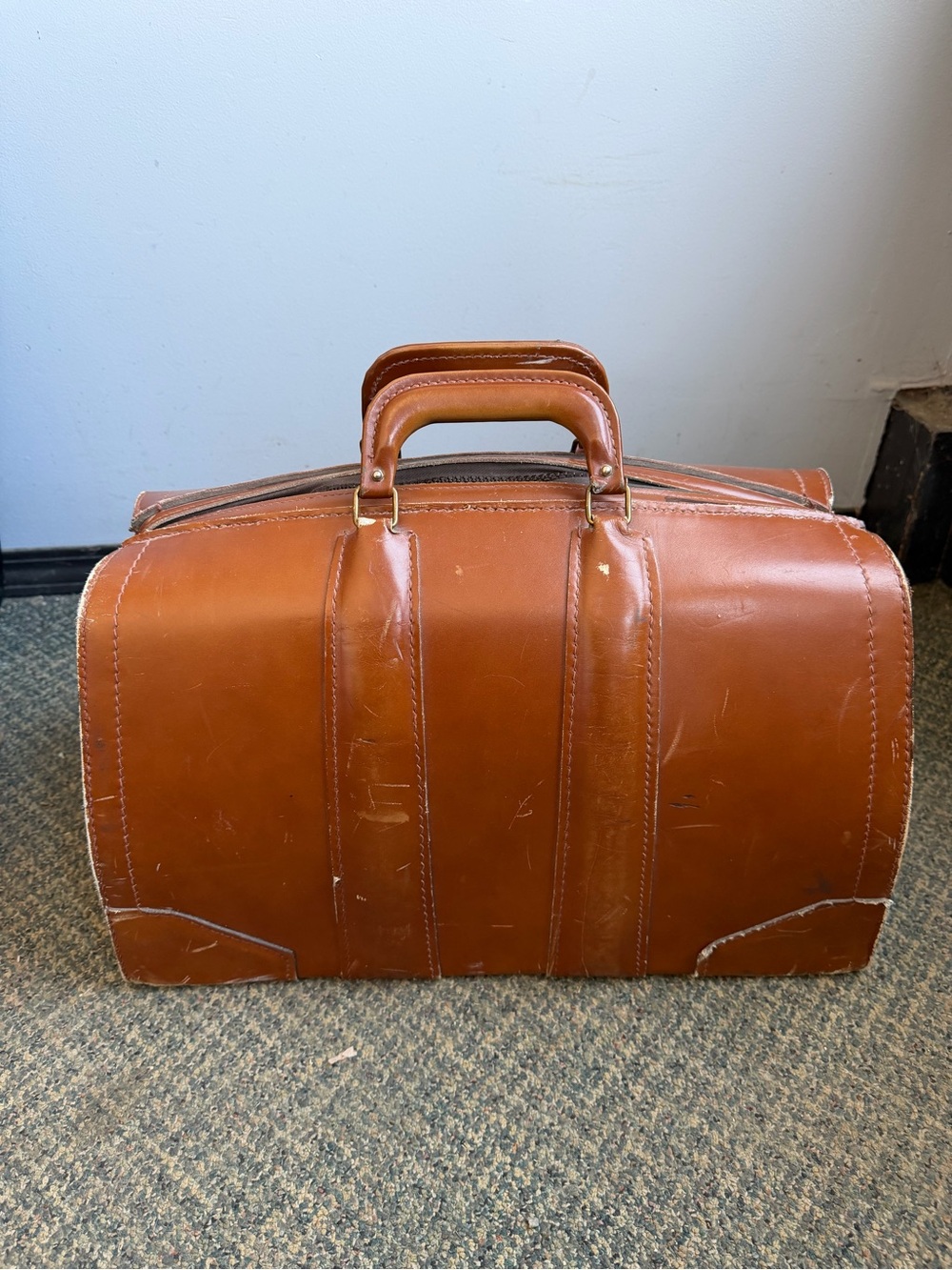 Vintage Doctor Bag/Suitcase